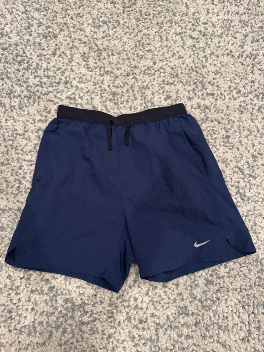 Nike Men's Navy Blue Athletic Shorts with Black Waistband